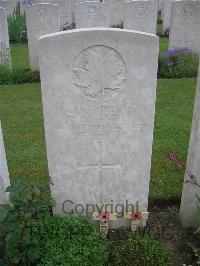 Etaples Military Cemetery - Angus, Herbert Edward Stack